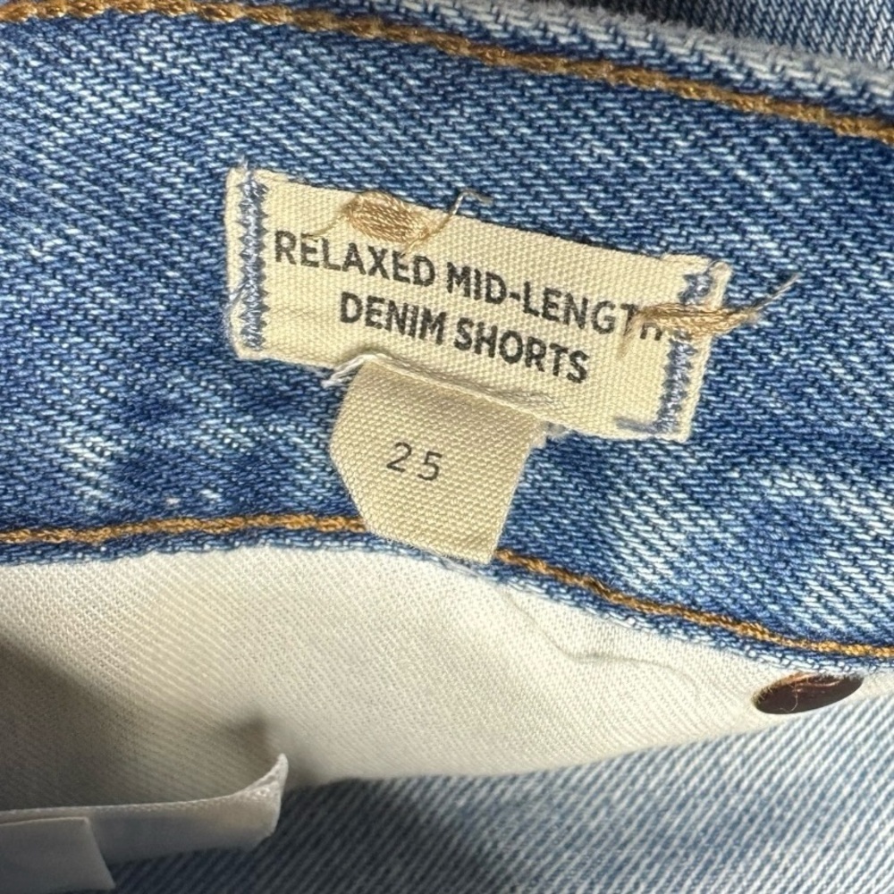 Madewell 4.5 inch relaxed fit raw hem distressed jean shorts size 25 - Picture 4 of 10